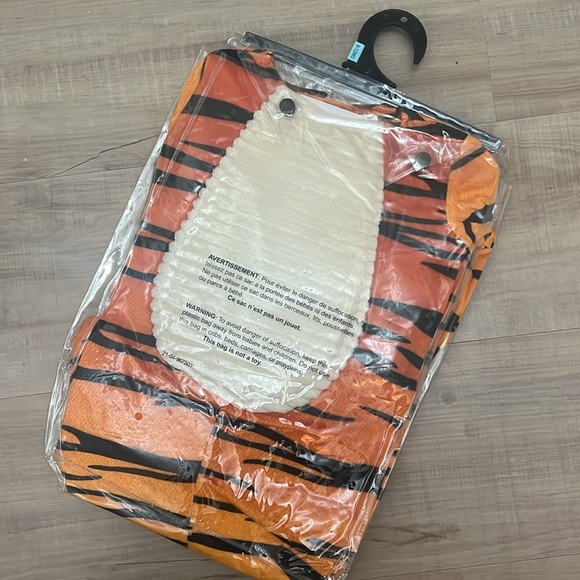 NWT Spirit Baby Tiger Big Cat Halloween Unisex Costume - Picture 5 of 6
